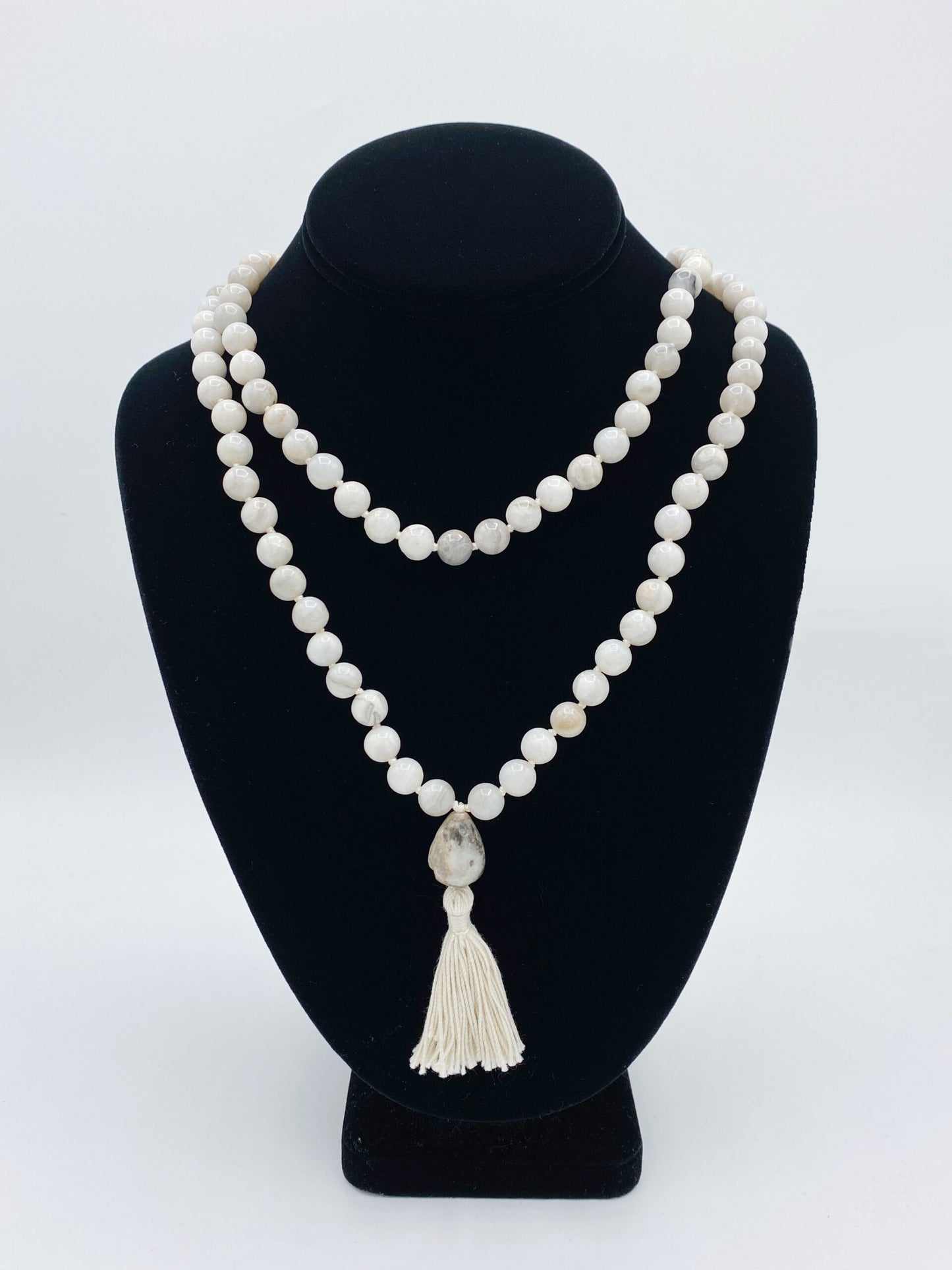 Whitelace Agate Mala